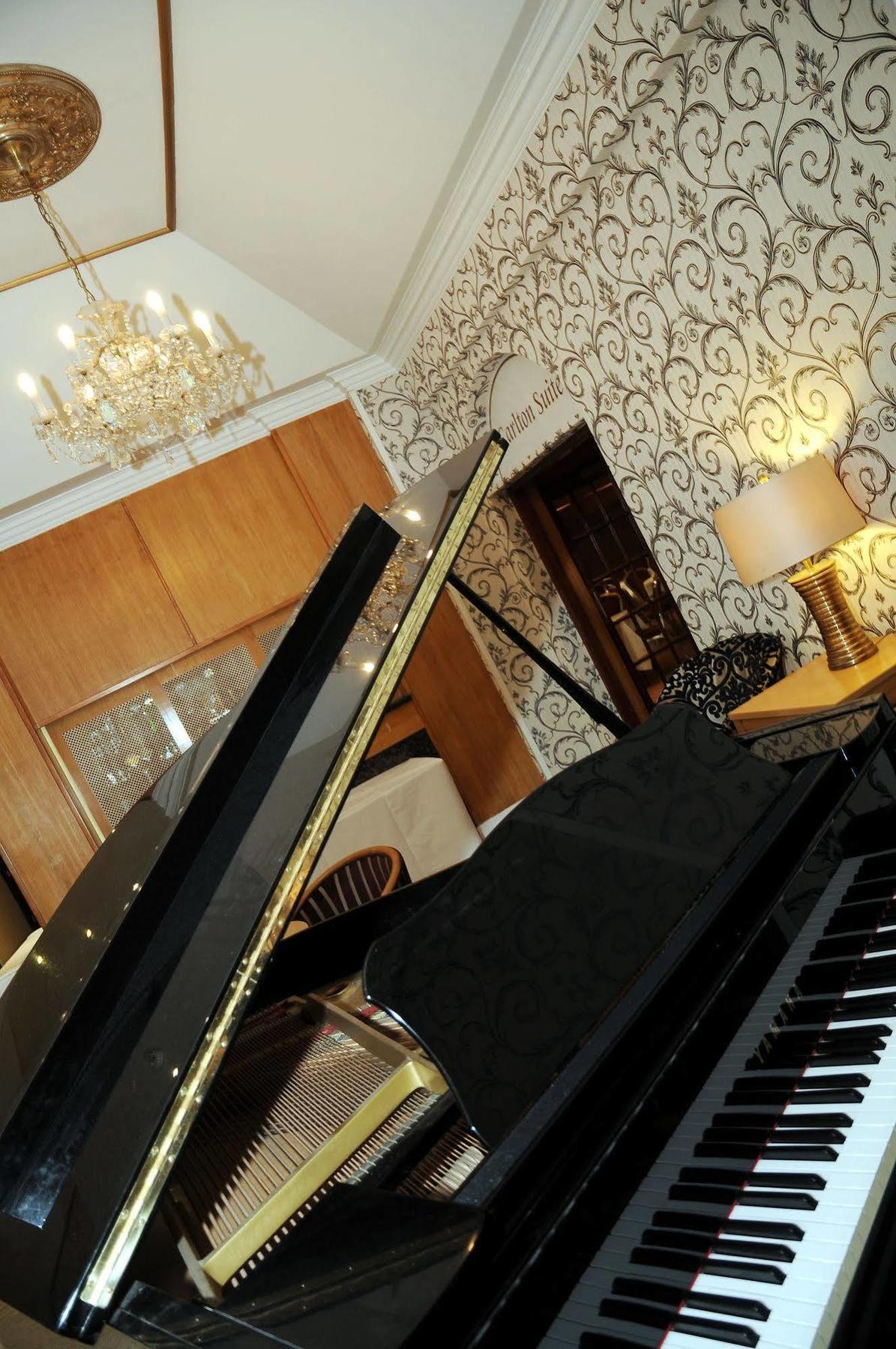 Carlton Park Hotel Rotherham Exteriér fotografie